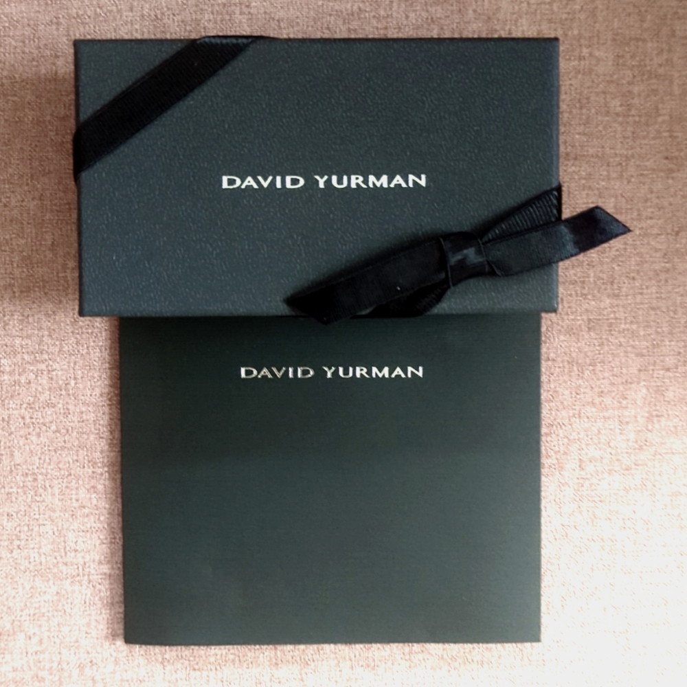 NWOT Authentic David Yurman Box, Card, Cleaning Cloth and 2 Ring Pouch Set - Picture 4 of 5